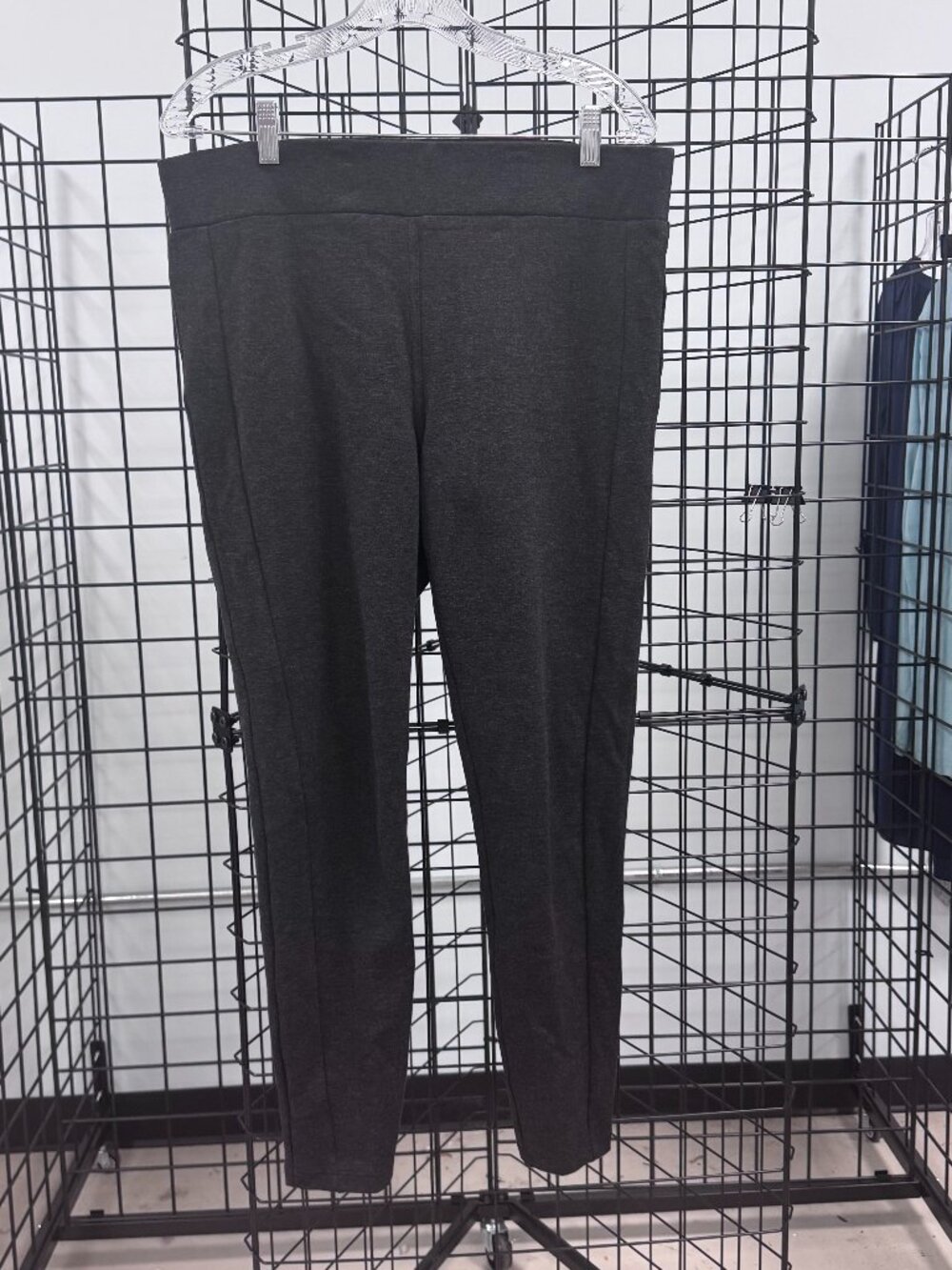 LOFT Pull-On Dark Heather Gray Narrow Leg Leggings Pants Size Large